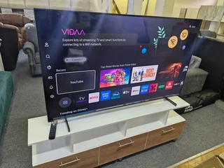 New hisense 65inch smart tv