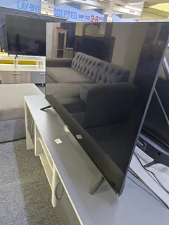 New hisense 43inch smart tv