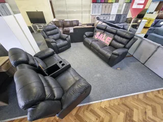 New recliner couches