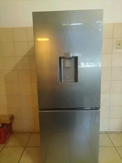 Silver Samsung fridge