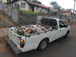 Rubble removal,junk removal, unwanted stuff, garden refuse removal, rubbish removal, garage clearanc