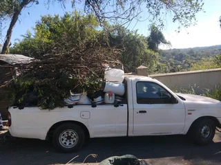 Unwanted stuff removal, furniture removal, junk removal, rubble removal, garden refuse removal, rubb