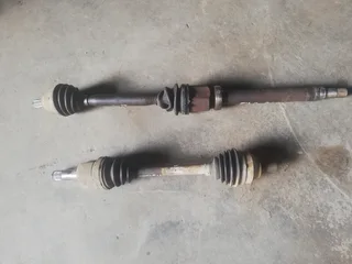 Volvo S40 2L 2010 manual drive shaft for sale