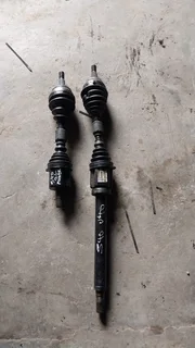 Volvo S40 T5 Automatic driver shatf for sale