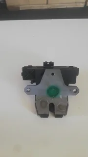 Volvo S40 boot lock for sale