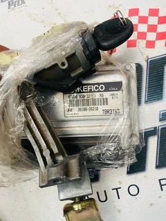 Hyundai I10 Ecu Computer Box 9030930327f A3 39106-26210 Tbr3163