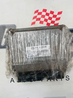 Vw Caddy Ecu Computer Box 06a906033 Es