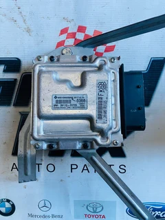 Hyundai Ecu Computer Box 39110-03725 9001090366ke  0366 M17.9.11