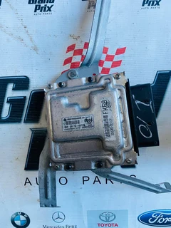 Hyundai Ecu Computer Box 39110-03725 9001090366ke M17.9.11