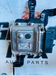 Hyundai I20 Ecu Computer Box 39111-03900 9001140493ka Me17.9.11.1 245