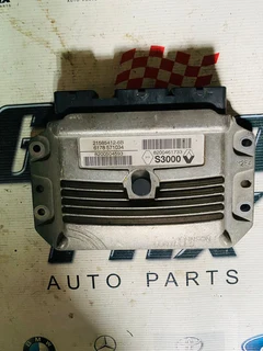 Renault Clio Ecu Computer Box 21585412-6b S3000 8200461733