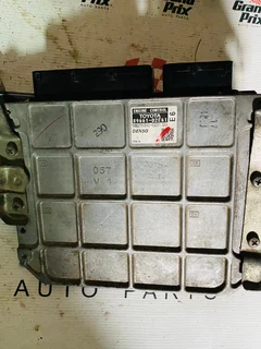 Toyota Corolla (zre1) 1.6 Ecu Computer Box 89661-02e61 Mb275300-0231 12v