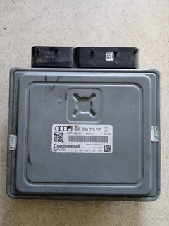 Audi A1 Ecu Computer Box 5wp44796 03f906070dp Simos 10.24 Cbza
