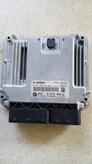 Bmw F30 320d Ecu Computer Box 0281030944 Dde8578994 Edc17c50