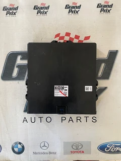 Toyota Hilux 2.7 Ecu Computer Box 89666-0kv10 V1