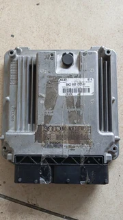 Audi A5 2.0 Tfsi Ecu Computer Box 8k2907115 Af 0261s06180