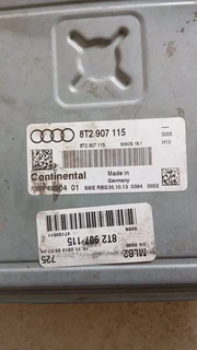 2015 AUDI A5 2.0  ECU COMPUTER BOX 8T2907115