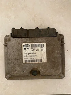 Fiat Palio Ecu Computer Box Iaw 49f.d4