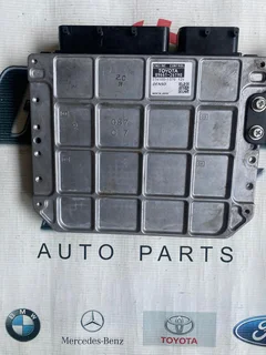 Toyota Quantum Ecu Computer Box 89661-26t90 276100-1370 12v