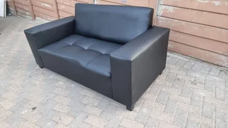 ️ Lulu Two Seater Couch – Special at R1800 – Custom Made!