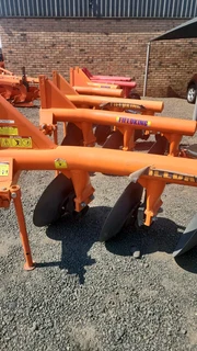 Fieldking disc ploughs available for sale at Mad Farmer SA Middelburg MP.