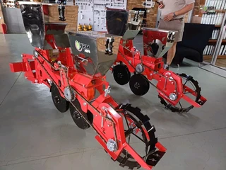 2 and 4 row Planters available for sale at Mad Farmer SA Middelburg MP.