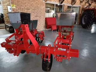 2 and 4 row Planters available for sale at Mad Farmer SA Middelburg MP.