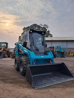 Sunward skidsteers available for sale at Mad Farmer SA Middelburg MP.