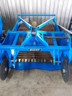 Potato harvesters available for sale at Mad Farmer SA Middelburg MP.