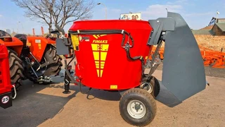 Fimaks 2.5m³ Vertical Feed Mixers available for sale at Mad Farmer SA Middelburg MP.