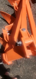 Fieldking mouldboard ploughs available for sale at Mad Farmer SA Middelburg MP.