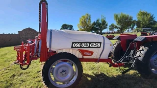 New 2000ltr trailed Boomsprayers available for sale at Mad Farmer SA Middelburg MP.