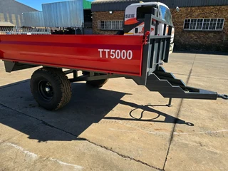 Brand new 5 ton Tipper trailers available for sale at Mad Farmer SA Middelburg MP.