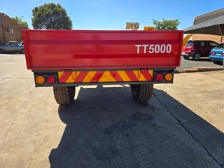 Brand new 5 ton Tipper trailers available for sale at Mad Farmer SA Middelburg MP.