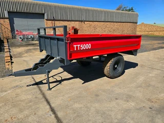 Brand new 5 ton Tipper trailers available for sale at Mad Farmer SA Middelburg MP.