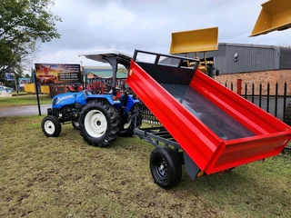 New Single axle tipper trailers available for sale at Mad Farmer SA Middelburg MP.