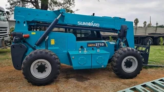Sunward Telescopic Handlers SWTH2710 available for sale at Mad Farmer SA Middelburg MP.