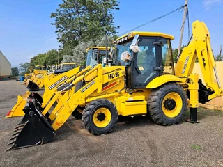 Revaro HD 96 TLB's available for sale at Mad Farmer SA Middelburg MP.