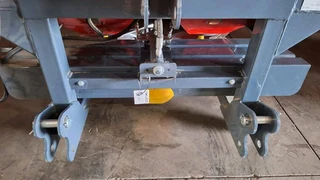 New 600ltr fertilizer spreaders available for sale at Mad Farmer SA Middelburg MP.