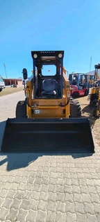 Revaro T-REX 708 Skidsteers available for sale at Mad Farmer SA Middelburg MP.