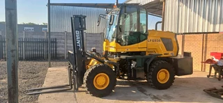 Brand new LFG936 diesel forklifts available for sale at Mad Farmer SA Middelburg MP.
