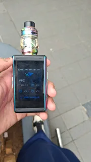 Geek ages touch vape T200 mod R2500 negotiable