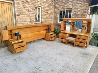 Beautiful queen bedroom suite