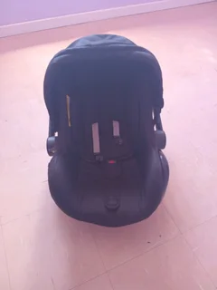 Belecoo Baby Car Seat for Sale R500