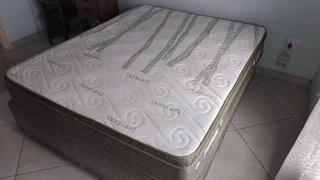 Queen size Bamboo Matress and Base Set