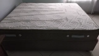 Queen size Bamboo Matress and Base Set