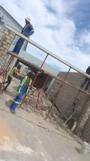 The builder and plaster 061 903 5164