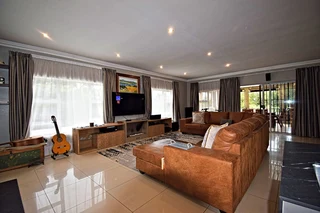 6 Bedroom house in Waverley For Sale