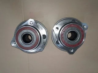 Jeep Cherokee Xj Both Rear Wheel/ Hub & Wrangler Tj For Sale