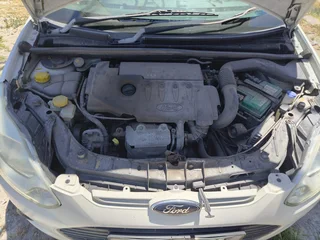 2012 Ford Figo Hatchback